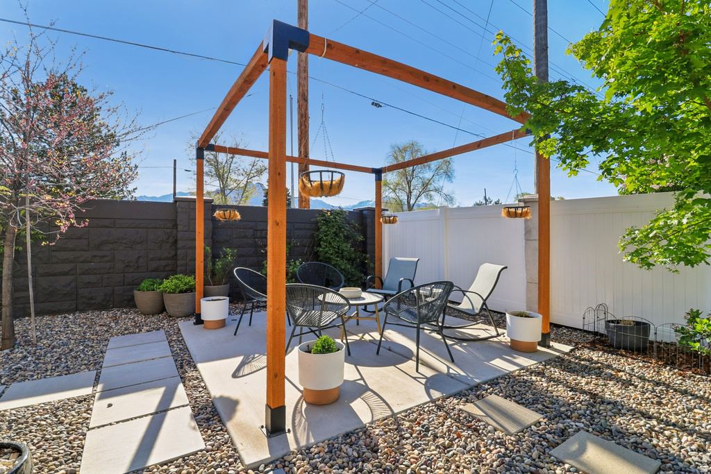 4255 S VALENTINA BAY Millcreek, UT 84124