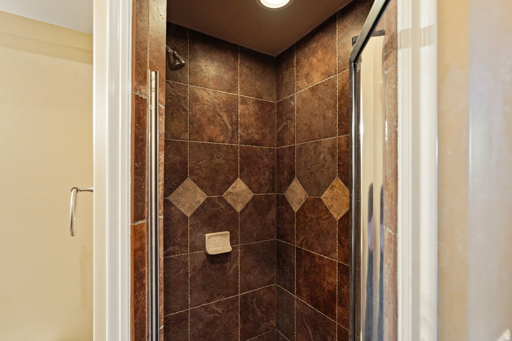 171 S PRESTON ST Kaysville, UT 84037