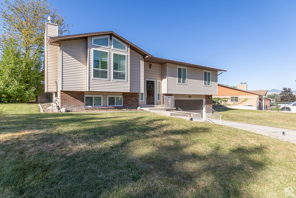 228 E GOLDEN WILLOW CIR Sandy, UT 84070