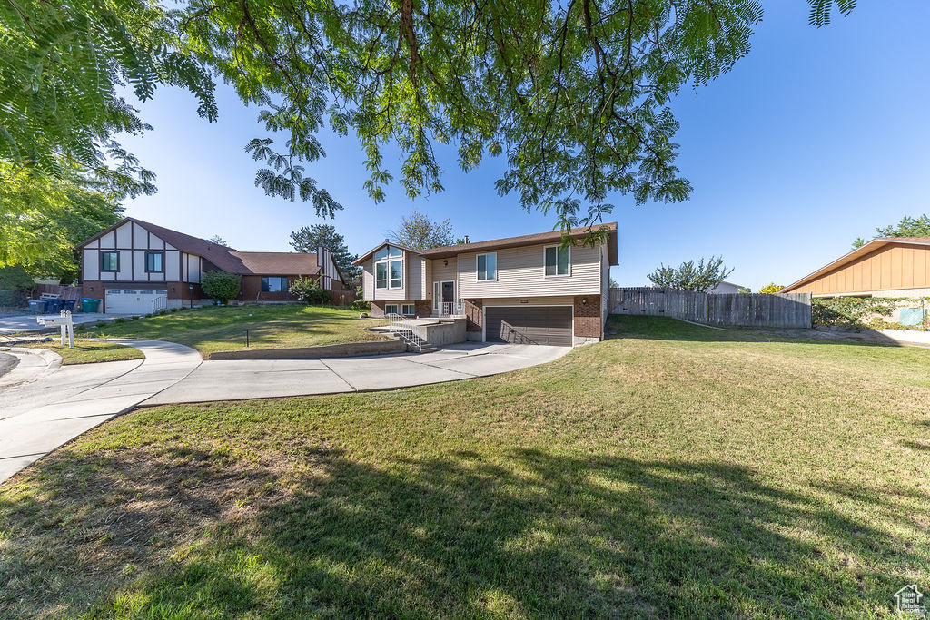228 E GOLDEN WILLOW CIR Sandy, UT 84070