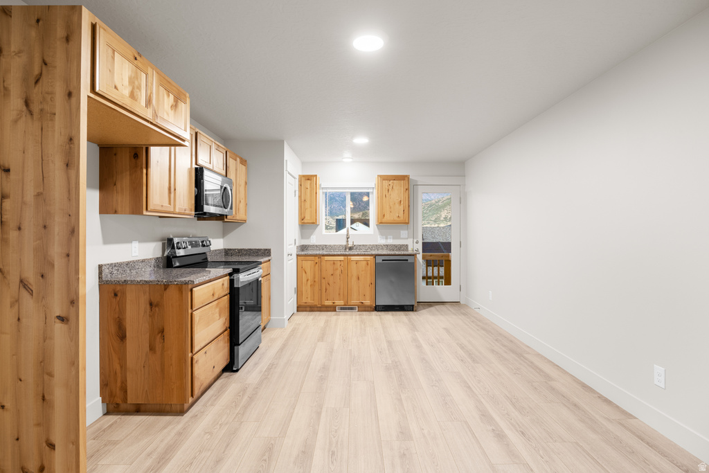 1723 S WINDSONG DR #SR379 Santaquin, UT 84655