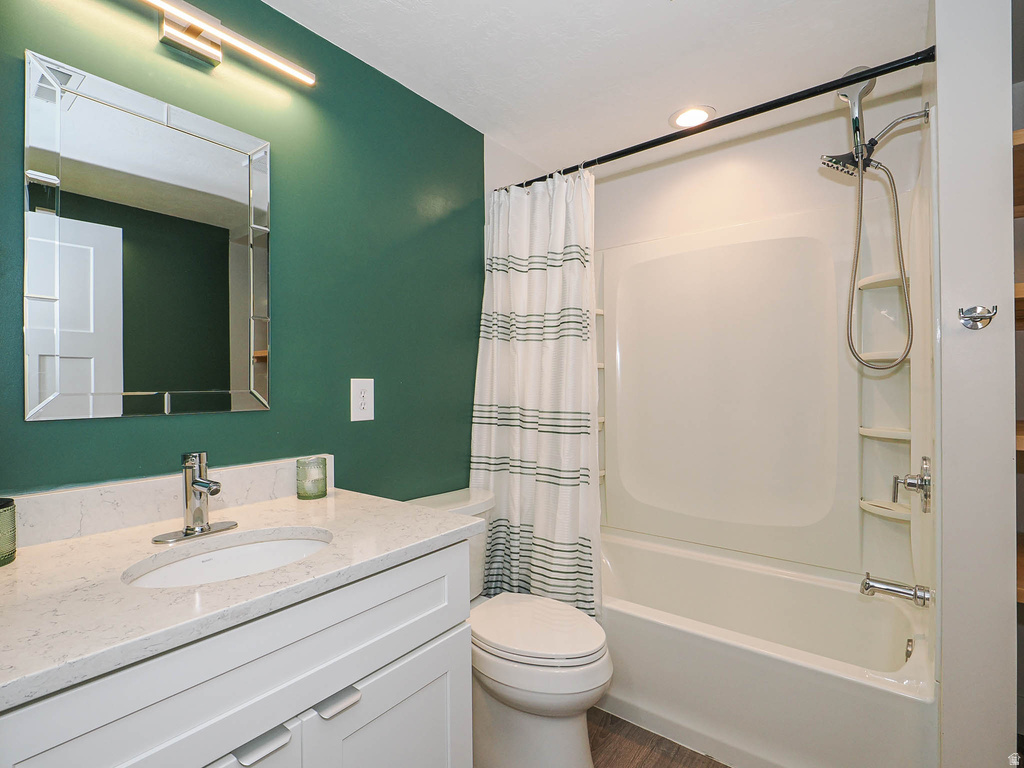 868 E CLIFFROSE DR Eagle Mountain, UT 84005