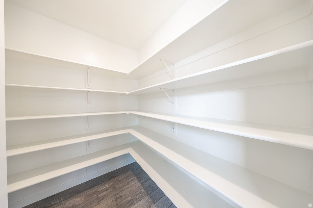 18 W LADY LN Bountiful, UT 84010