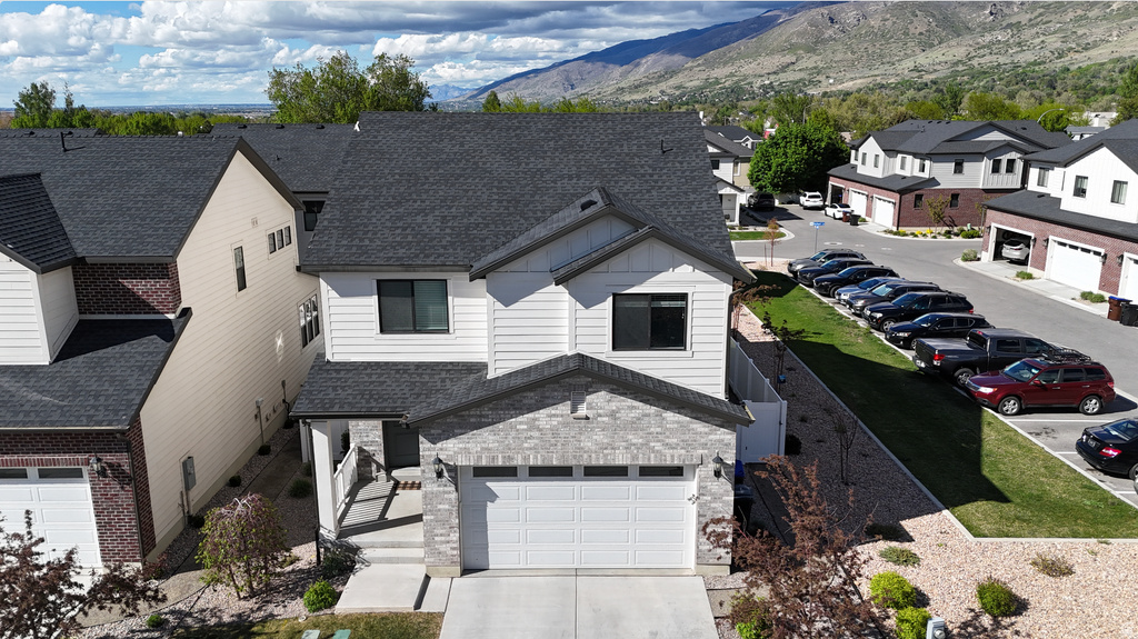 18 W LADY LN Bountiful, UT 84010