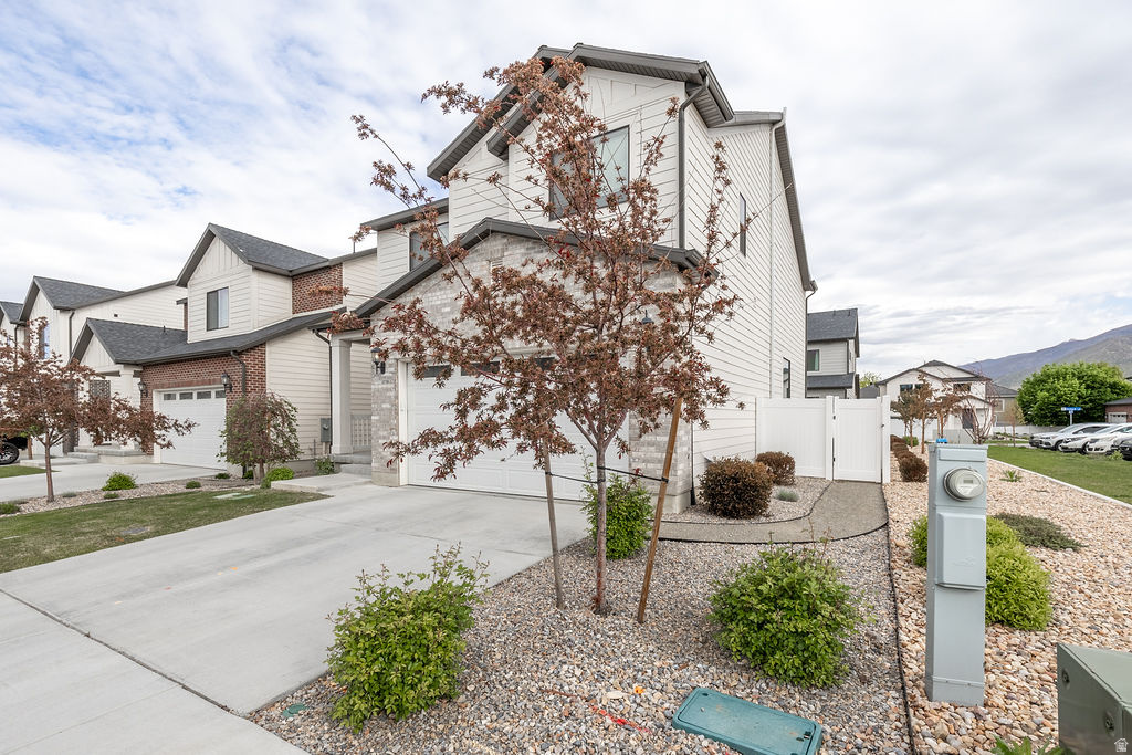 18 W LADY LN Bountiful, UT 84010