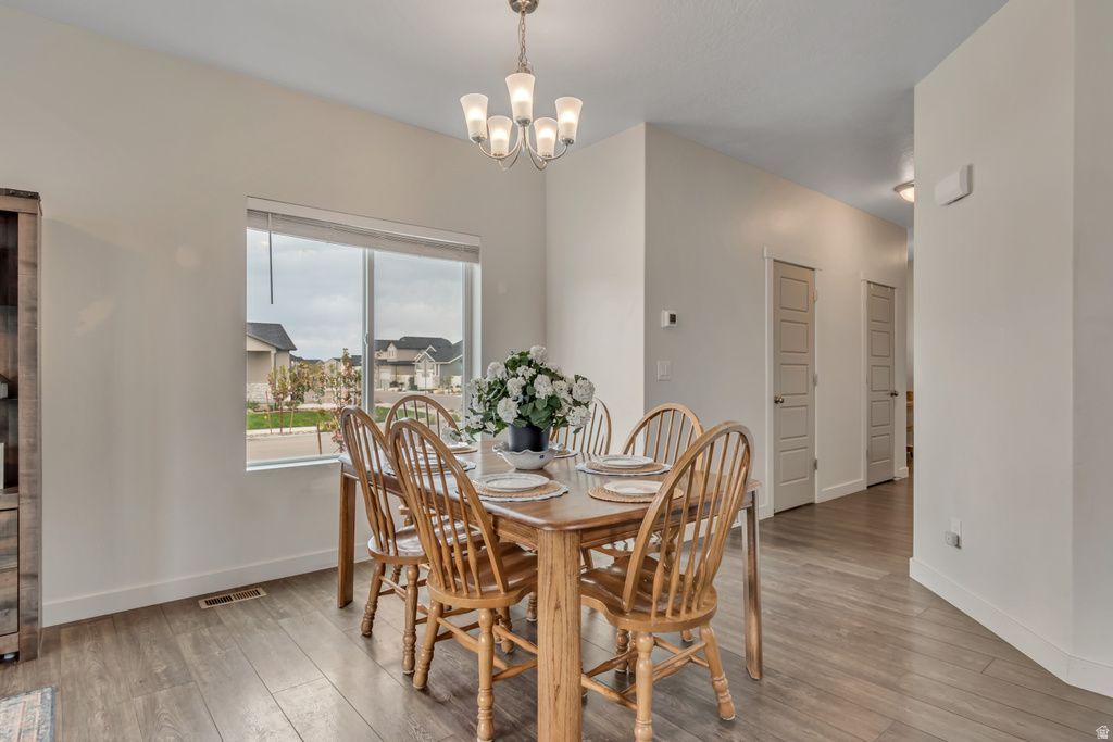 5673 N SAGEWOOD DR Stansbury Park, UT 84074