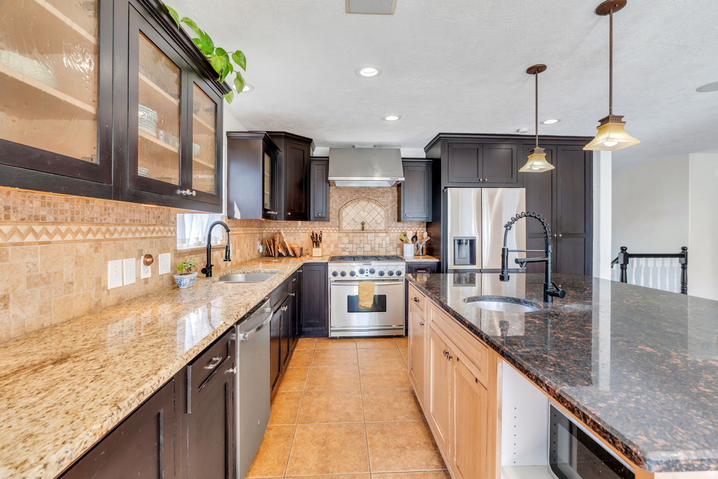 190 N 100 W Alpine, UT 84004