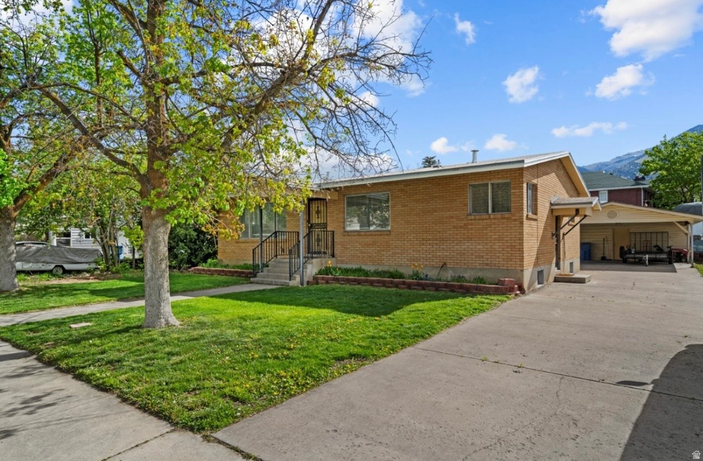 366 S 500 E River Heights, UT 84321