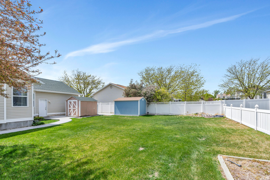 2018 W GLEN AVE Riverton, UT 84065