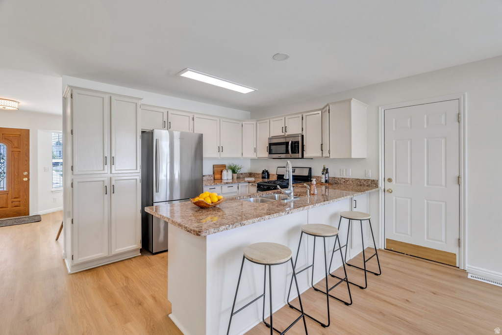 2018 W GLEN AVE Riverton, UT 84065