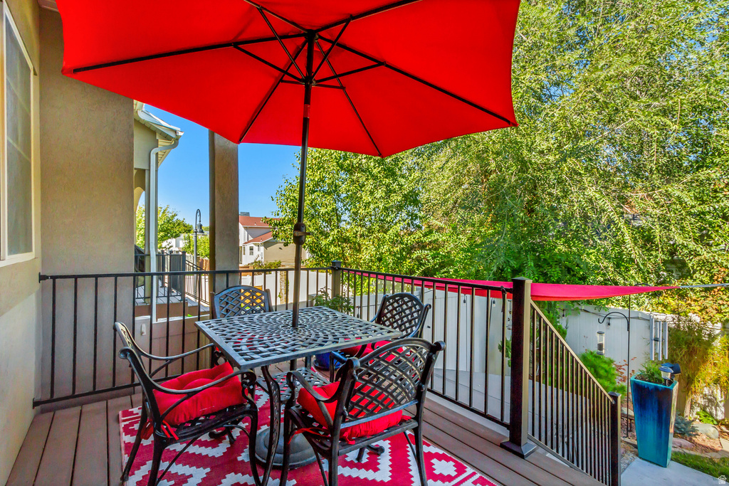 2268 W HARKER FARM LN Taylorsville, UT 84129