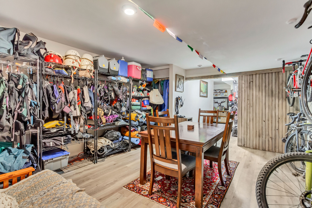 2268 W HARKER FARM LN Taylorsville, UT 84129