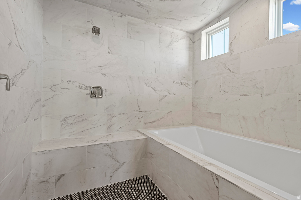 9296 S REGATTA LN Cottonwood Heights, UT 84093