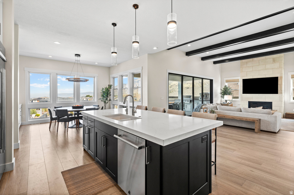 9296 S REGATTA LN Cottonwood Heights, UT 84093