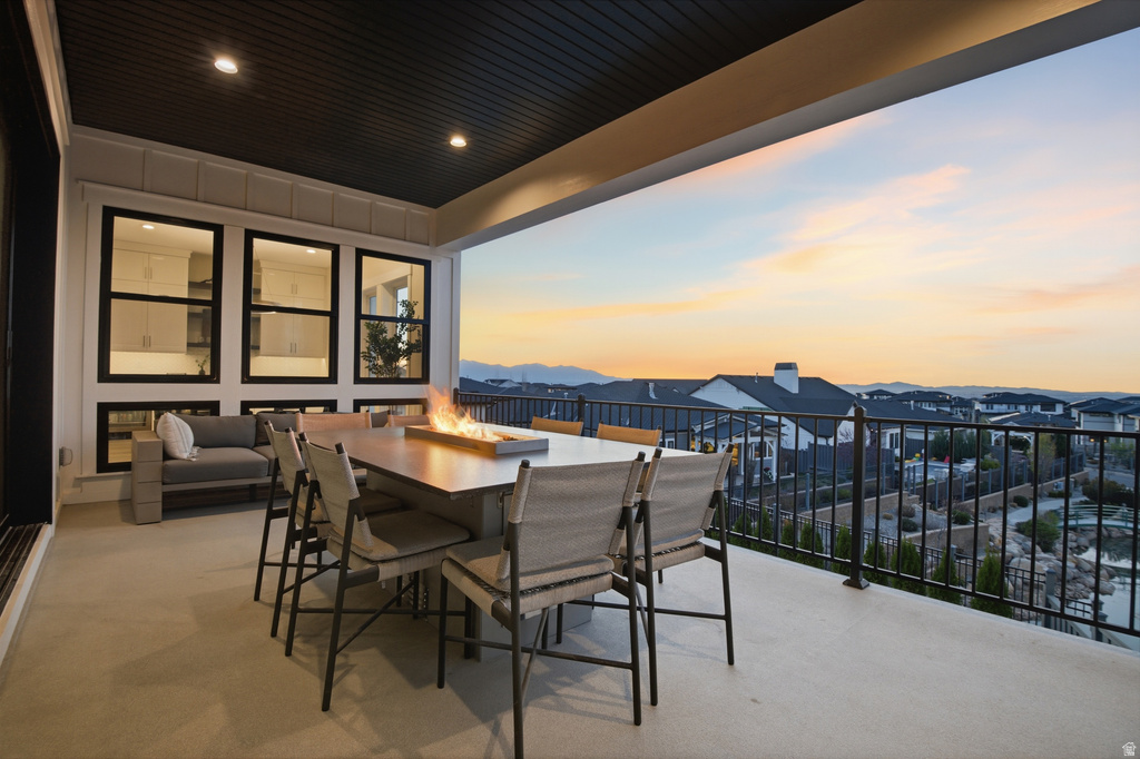 9296 S REGATTA LN Cottonwood Heights, UT 84093