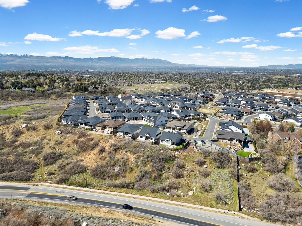 9296 S REGATTA LN Cottonwood Heights, UT 84093