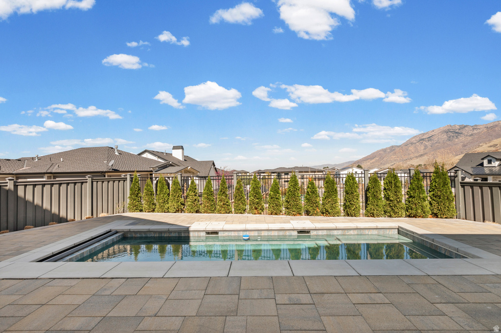 9296 S REGATTA LN Cottonwood Heights, UT 84093