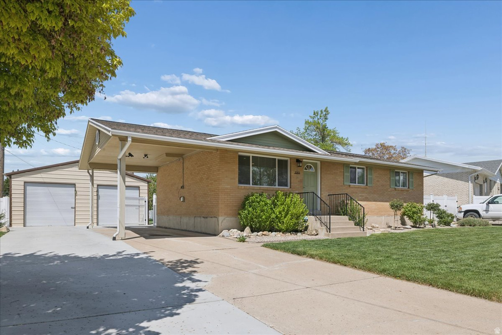 2312 S 1800 W Syracuse, UT 84075