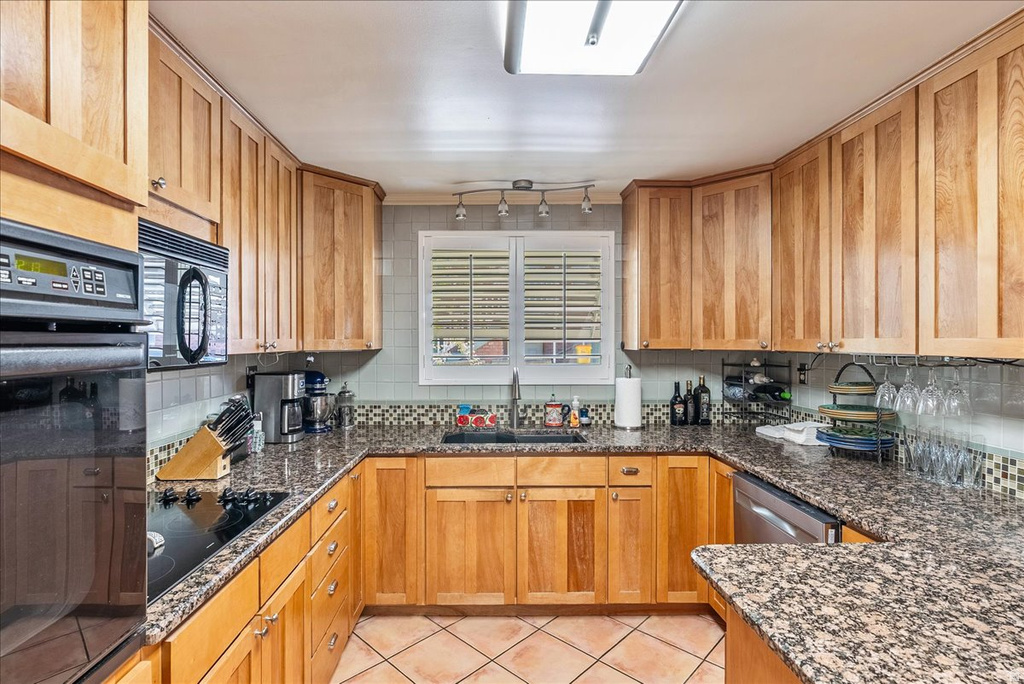 2506 E DOWNINGTON AVE Salt Lake City, UT 84108