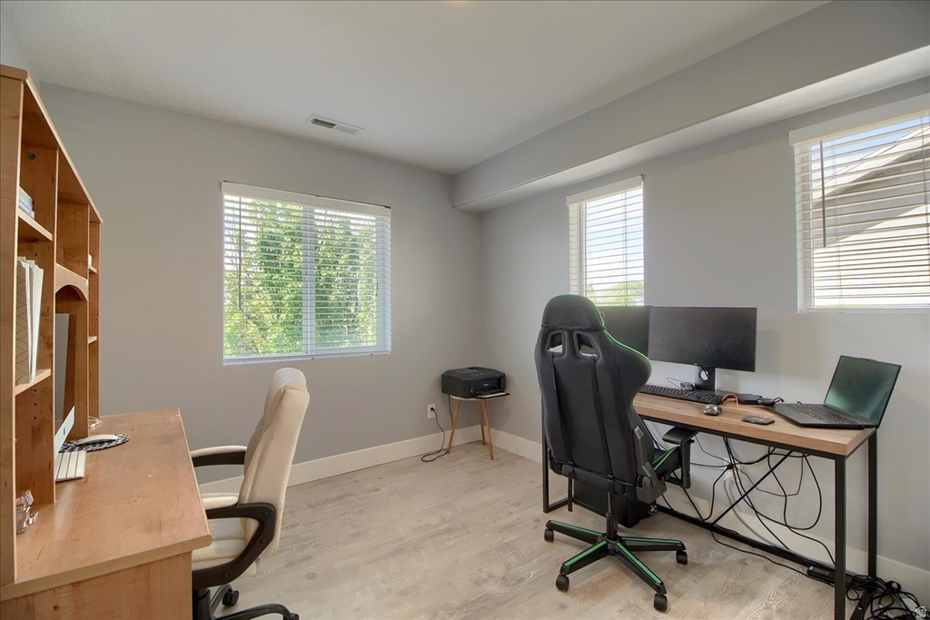 311 N BOSTON DR North Salt Lake, UT 84054