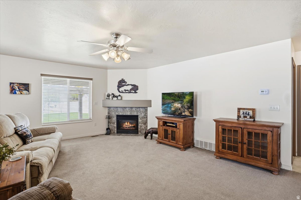 1229 N 2025 W Layton, UT 84041