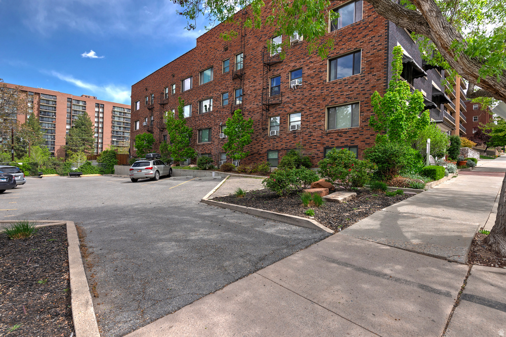 125 E 1ST AVE #308 Salt Lake City, UT 84103