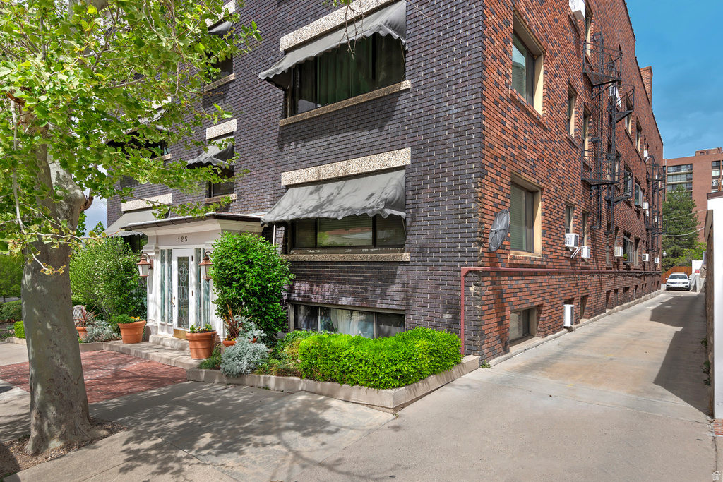 125 E 1ST AVE #308 Salt Lake City, UT 84103