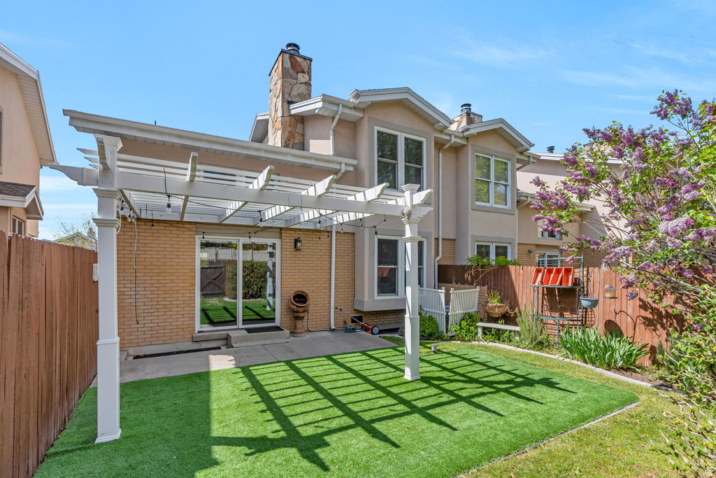 2306 N 390 E Provo, UT 84604