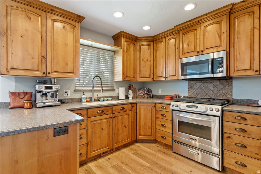 888 RICE CIR Farmington, UT 84025