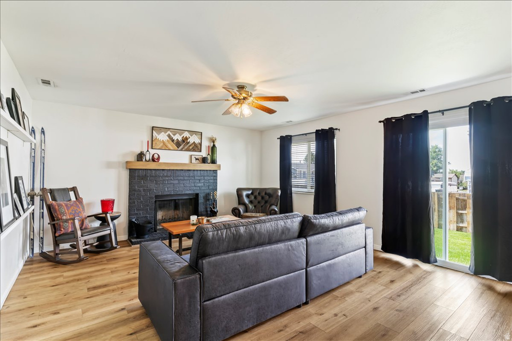 888 RICE CIR Farmington, UT 84025