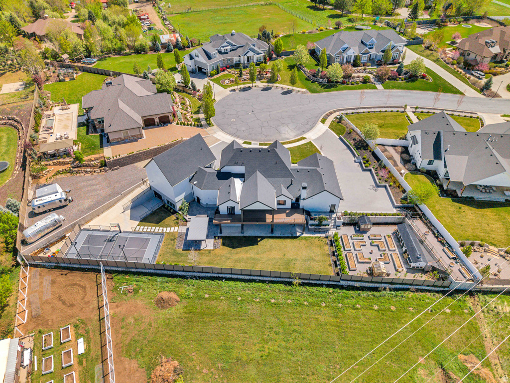 1720 S HILLCREST CIR Mapleton, UT 84664