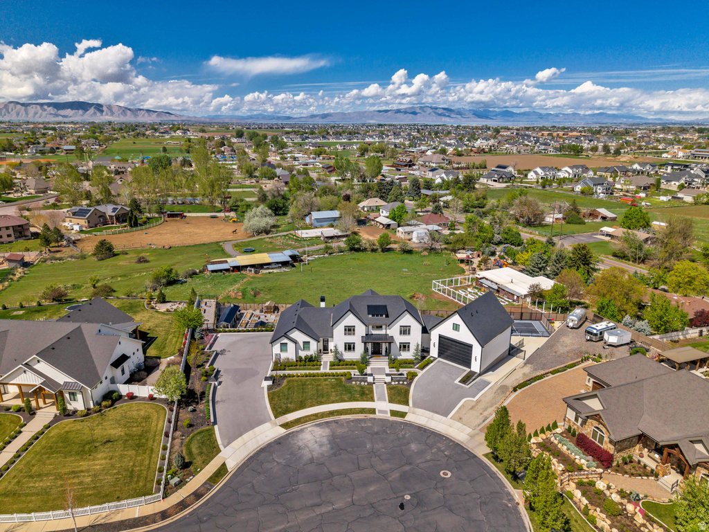 1720 S HILLCREST CIR Mapleton, UT 84664