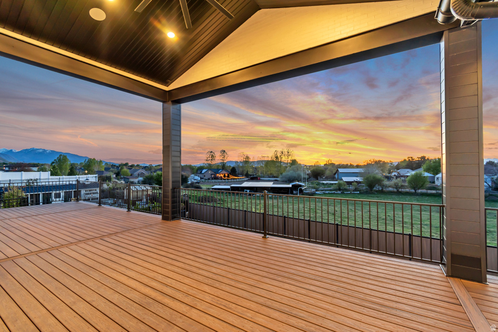 1720 S HILLCREST CIR Mapleton, UT 84664