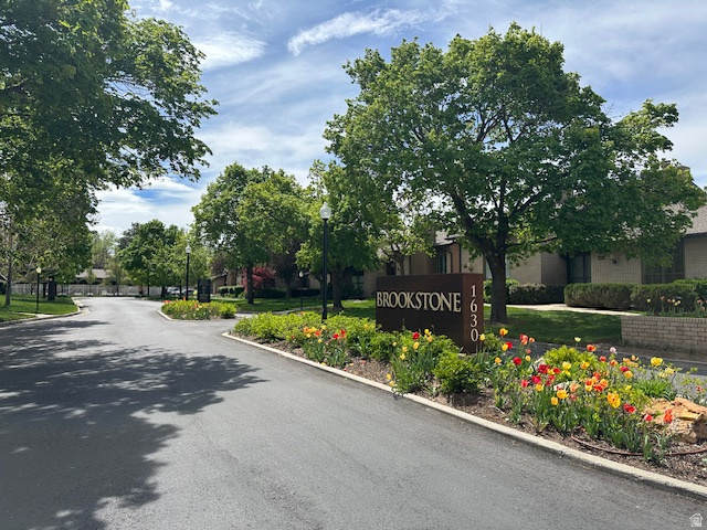 1681 E 6550 S Murray, UT 84121