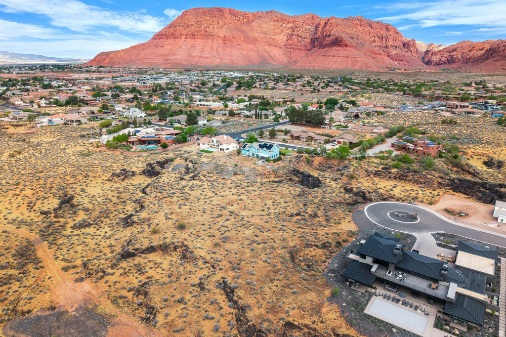 1158 E REDSPIRE PASS Ivins, UT 84738