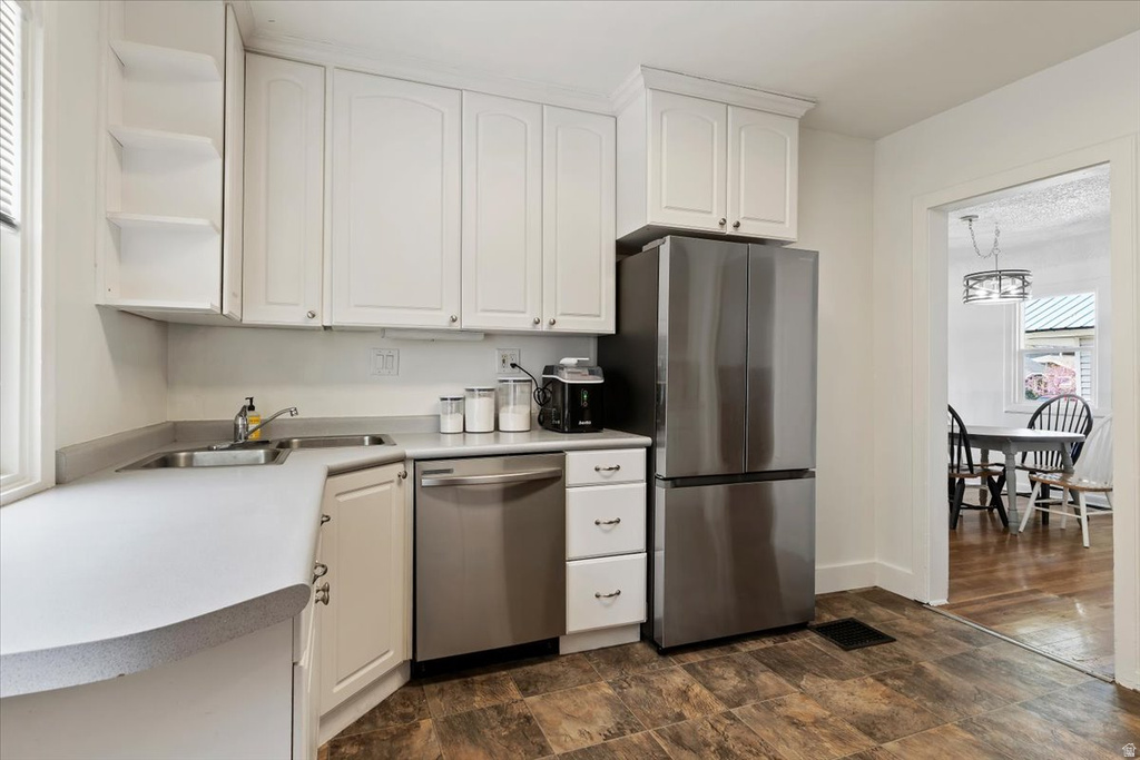 259 E COATSVILLE AVE Salt Lake City, UT 84115