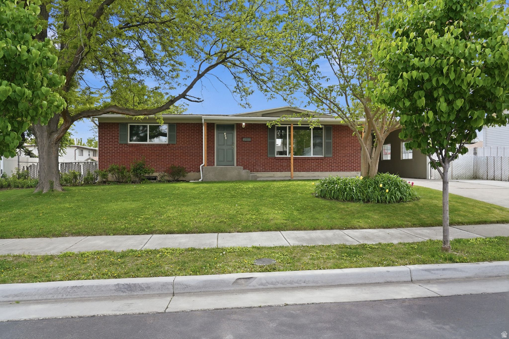 605 W 5735 S Murray, UT 84123