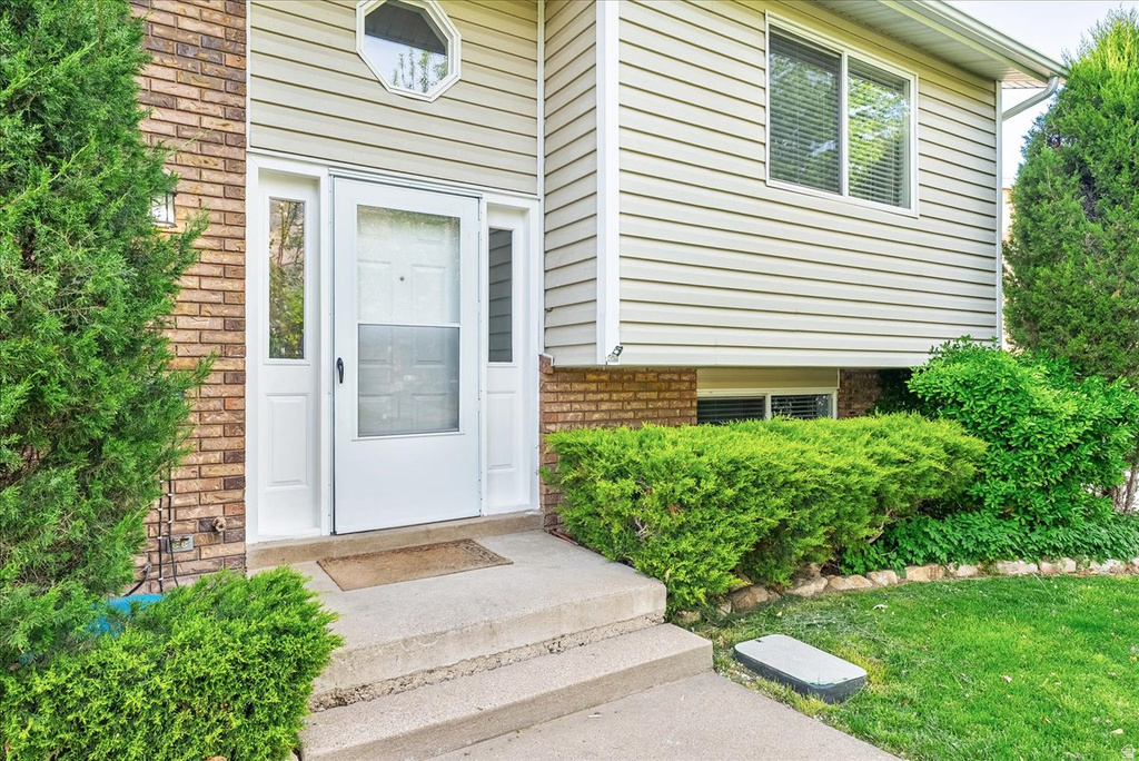 603 N ADAMS AVE Ogden, UT 84404