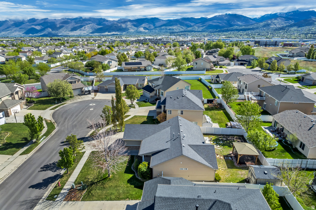 1041 ASCOT DR North Salt Lake, UT 84054