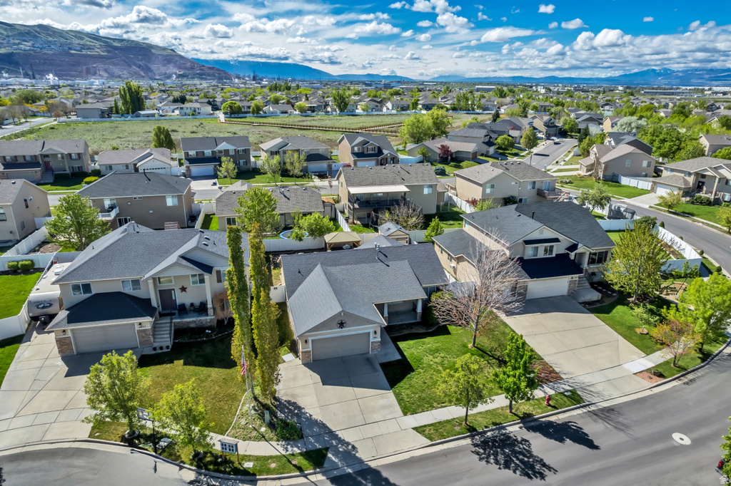 1041 ASCOT DR North Salt Lake, UT 84054