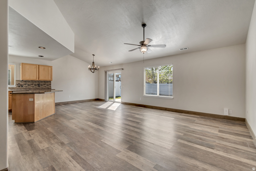 1041 ASCOT DR North Salt Lake, UT 84054