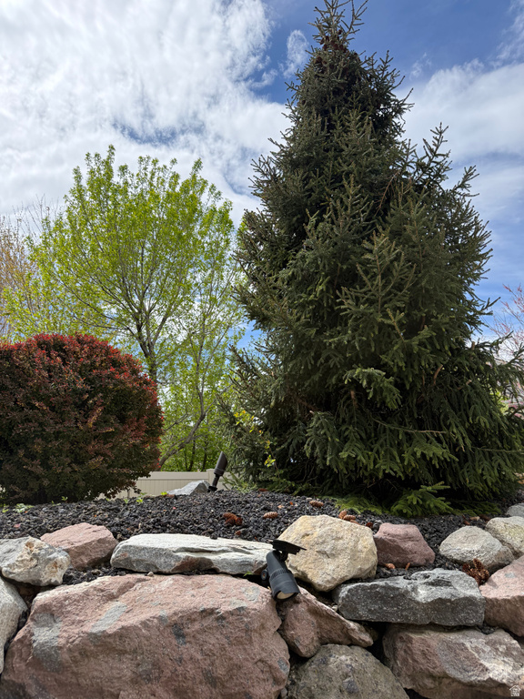 12057 N SALTAIRE DR Highland, UT 84003