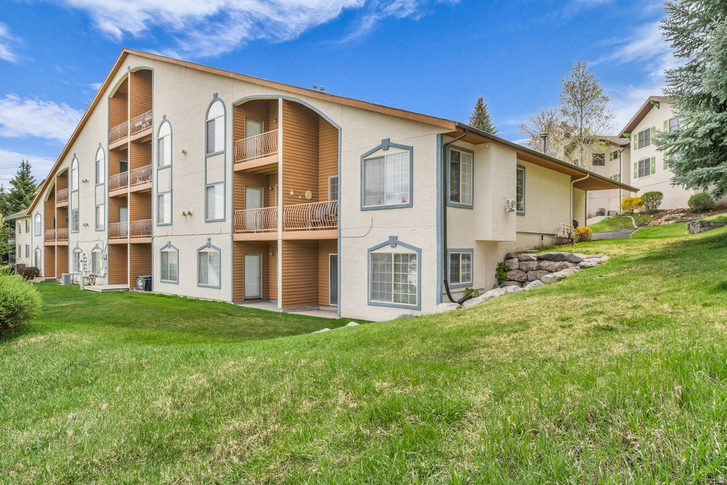 984 URI LN #D-6 Midway, UT 84049