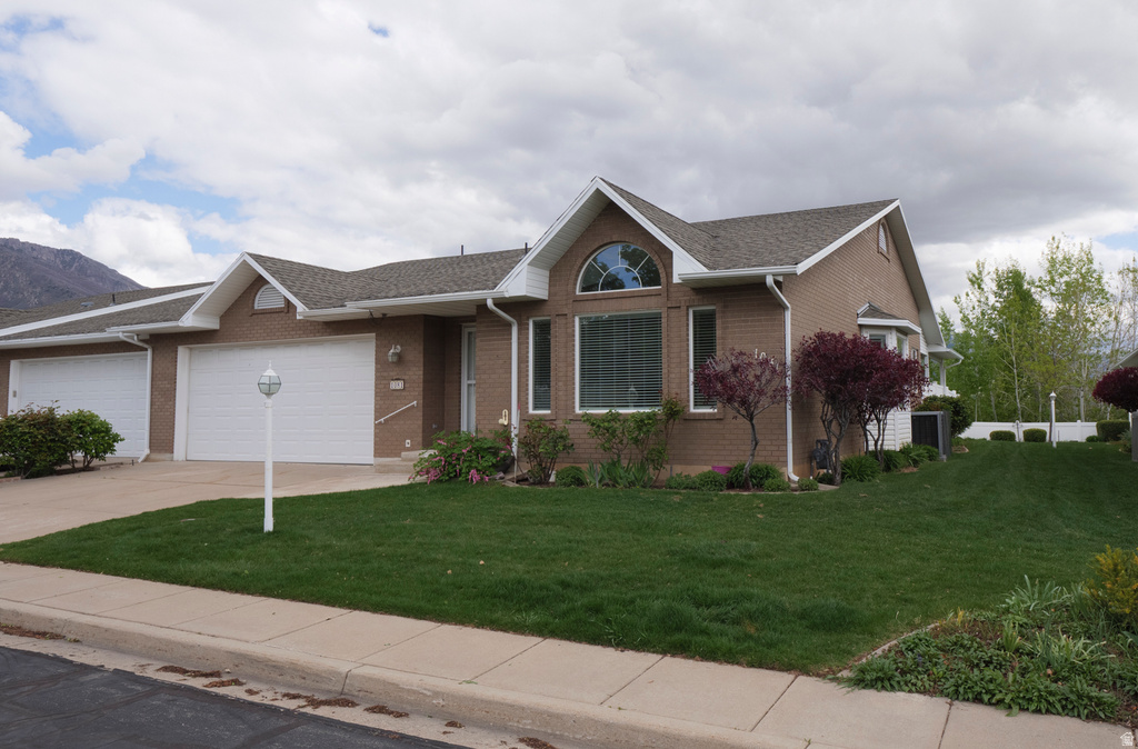 1081 E 5675 S South Ogden, UT 84405
