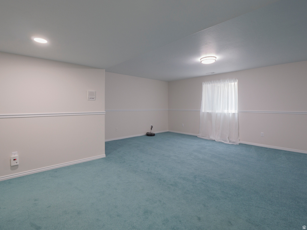 1081 E 5675 S South Ogden, UT 84405