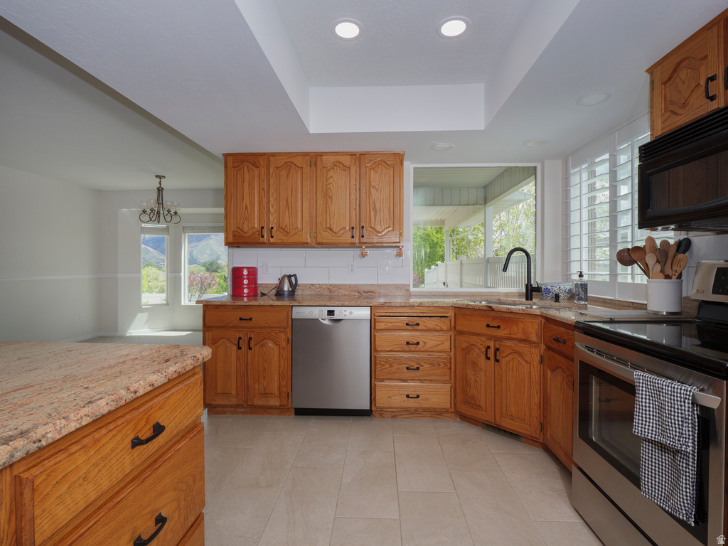 1081 E 5675 S South Ogden, UT 84405