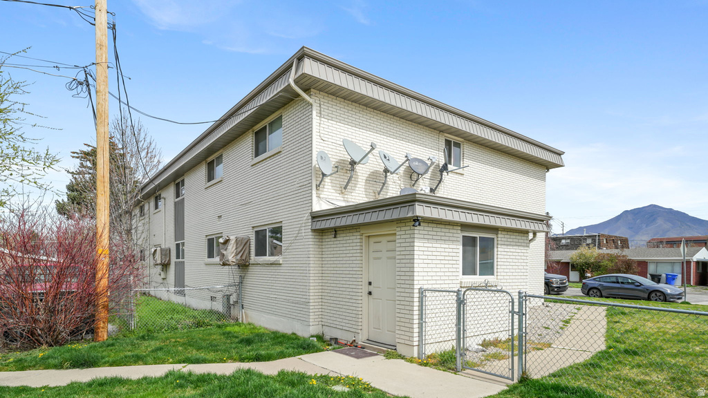 3910 S 1040 E Millcreek, UT 84124