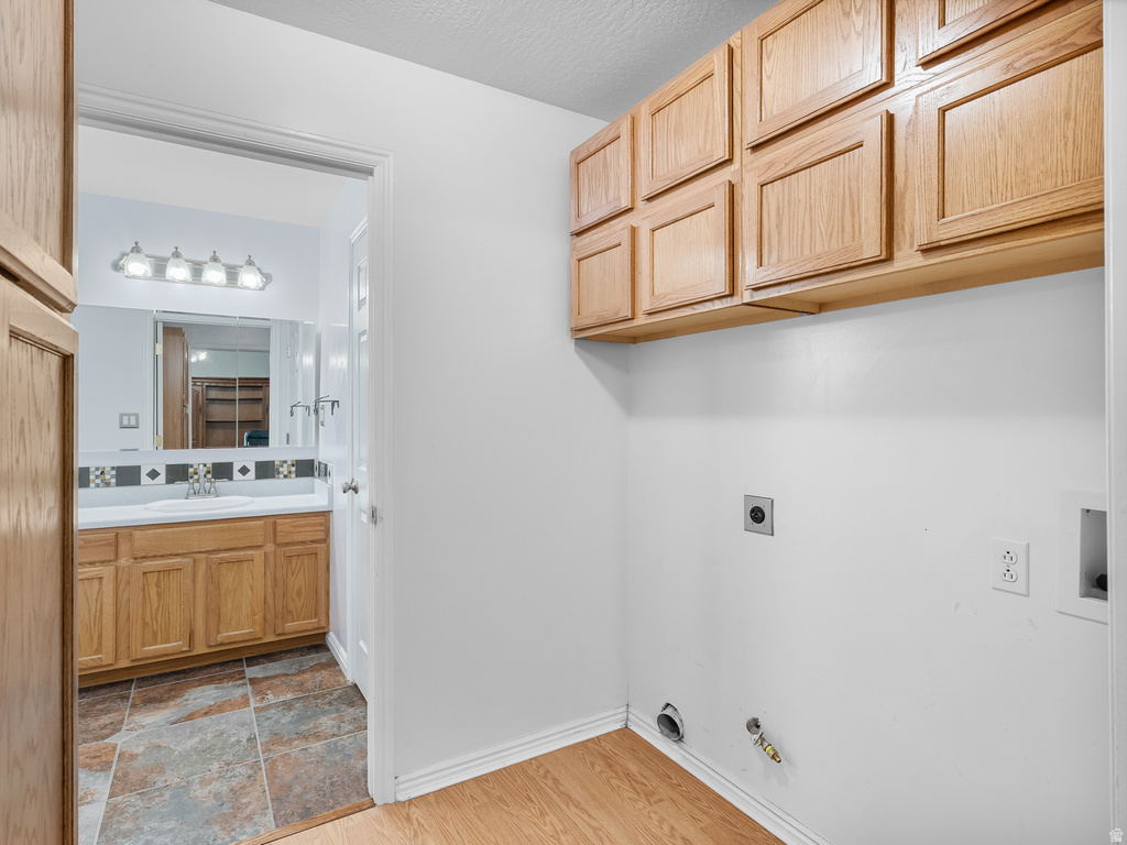 608 NICOLE WAY Erda, UT 84074