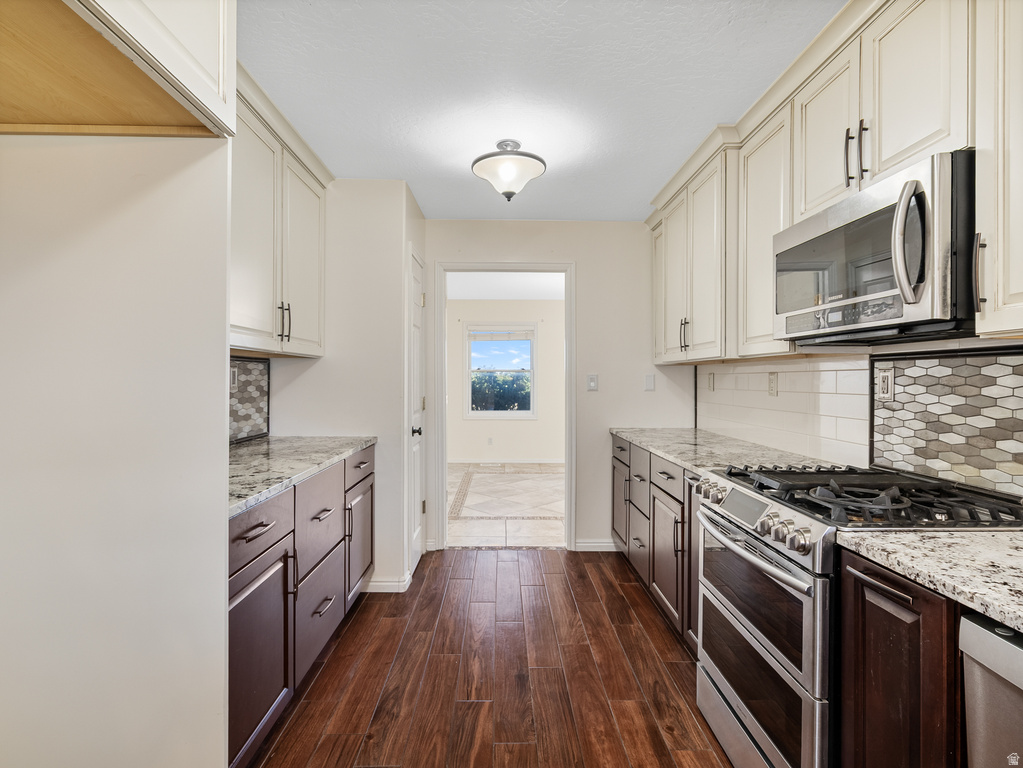 608 NICOLE WAY Erda, UT 84074
