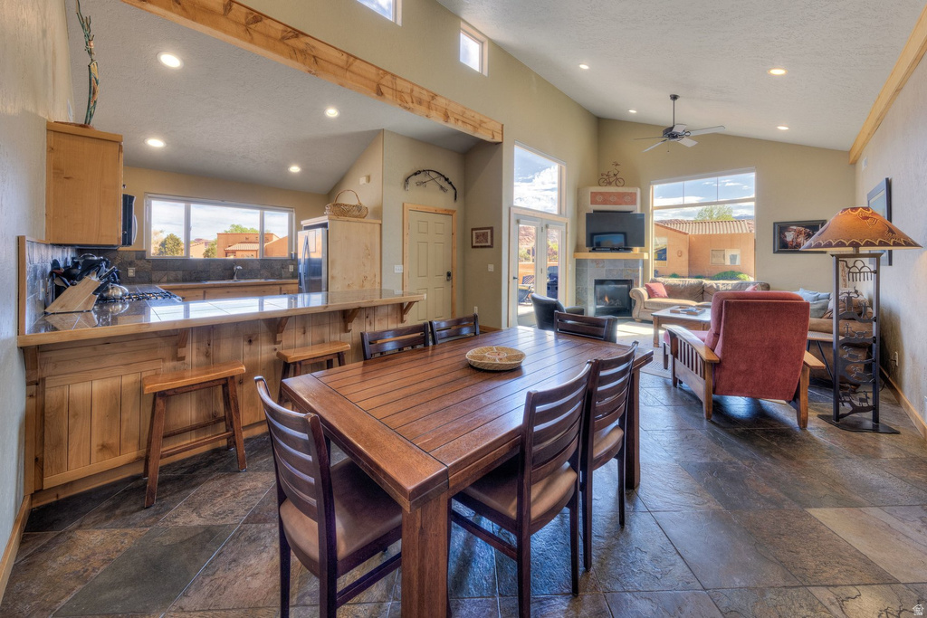 3686 S SPANISH VALLEY. UNIT I-1 DR #I-1 Moab, UT 84532